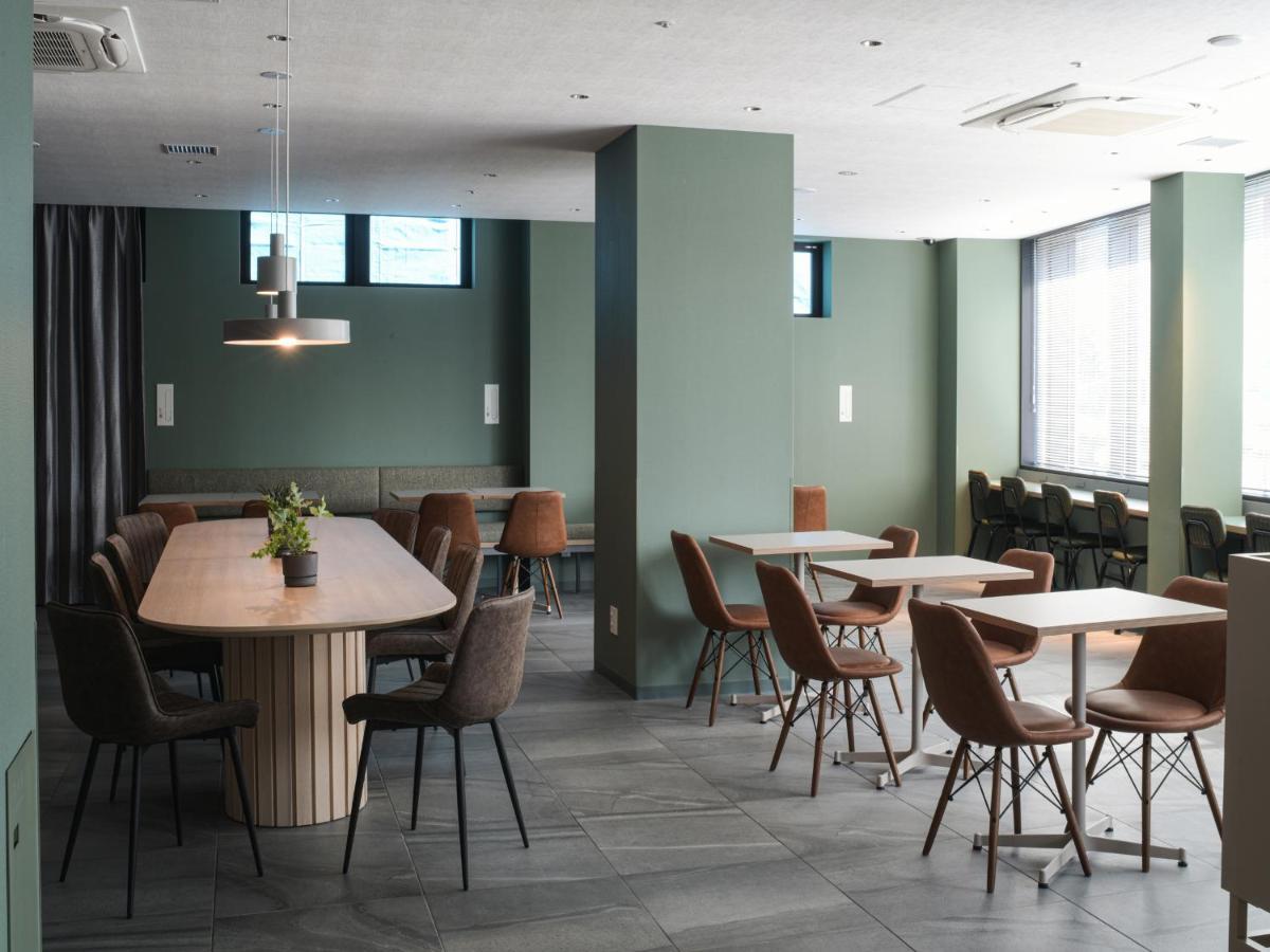 Vessel Inn Takadanobaba Station Токіо Екстер'єр фото